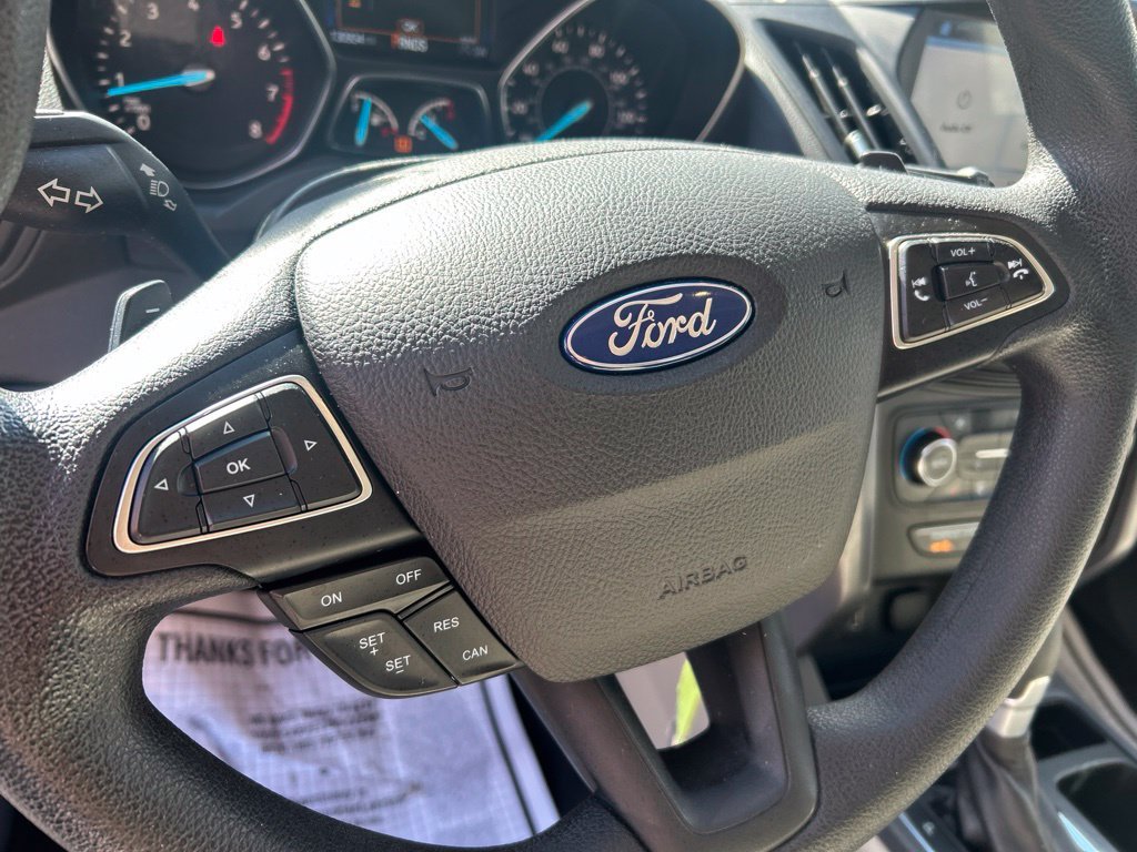 Used 2017 Ford Escape SE w/ Equipment Group 201A FWD image 24