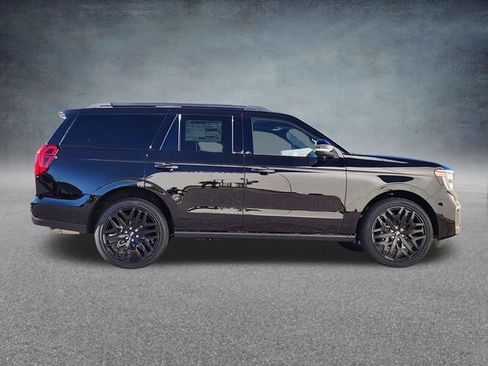 New 2027 Ford Expedition Platinum w/ Stealth Performance Package AWD/4WD image 8