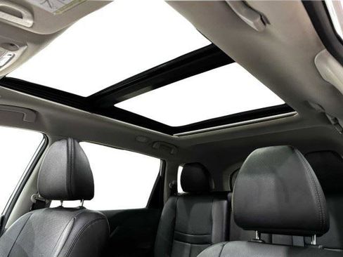 Used 2016 Nissan Rogue SL w/ SL Premium Package FWD image 55