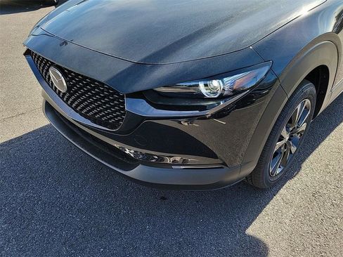 Certified 2025 MAZDA CX-30 2.5 Turbo w/ Premium Package image 11