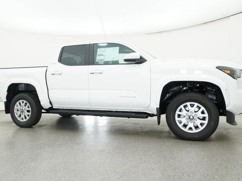 New 2026 Toyota Tacoma SR5 image 44