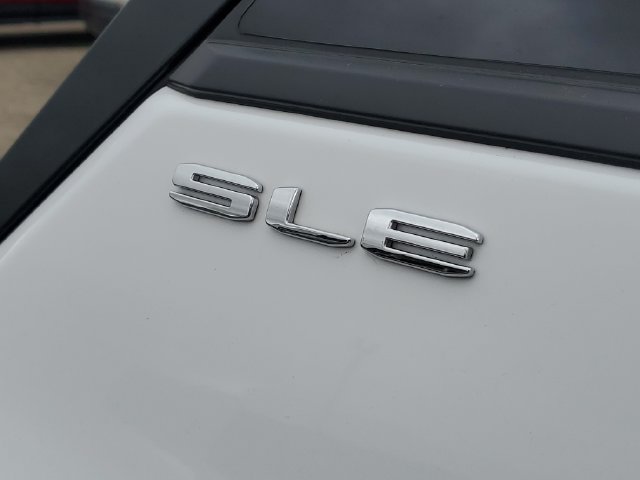 Used 2024 GMC Terrain SLE w/ Driver Convenience Package AWD/4WD image 6