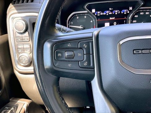 Used 2023 GMC Sierra 3500 Denali w/ Denali Ultimate Package AWD/4WD image 31