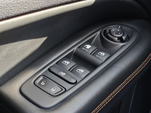 Used 2020 Jeep Compass Limited image 25