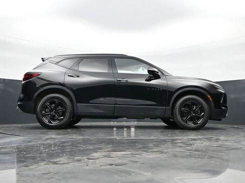 Used 2023 Chevrolet Blazer LT w/ Sound & Technology Package image 41