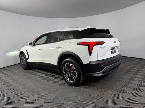 Used 2024 Chevrolet Blazer EV LT AWD/4WD image 10