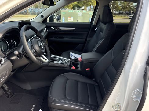 New 2025 MAZDA CX-5 AWD 2.5 S w/ Premium Plus Pkg image 16