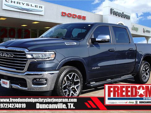 Used 2025 RAM 1500 Laramie AWD/4WD image 1