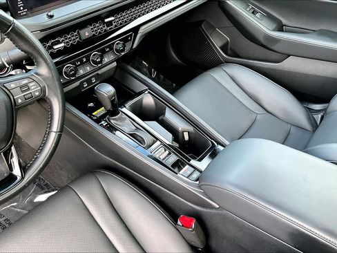Used 2025 Honda Accord Sport image 17