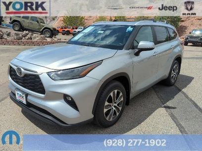 Used 2023 Toyota Highlander XLE