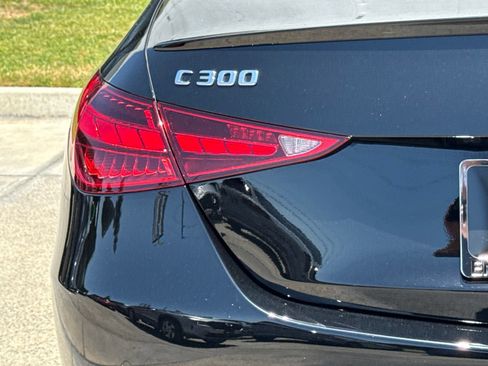 Used 2025 Mercedes-Benz C 300 Sedan image 11
