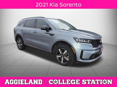 Used 2021 Kia Sorento EX w/ Panoramic Sunroof Package