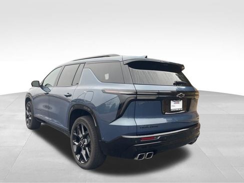 Used 2024 Chevrolet Traverse RS image 7