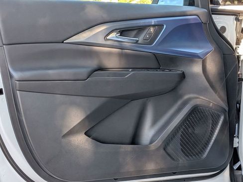 New 2026 Chevrolet Equinox EV LT image 7