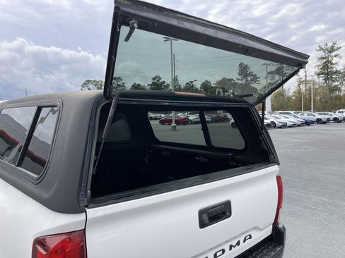 Used 2021 Toyota Tacoma SR5 image 26