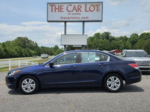 Used 2009 Honda Accord LX-P image 2