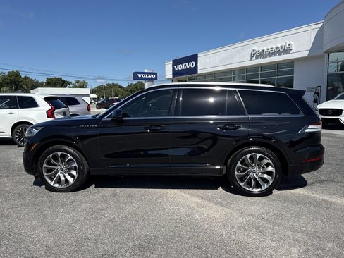 Used 2023 Lincoln Aviator Grand Touring w/ Elements Package Plus AWD/4WD image 2