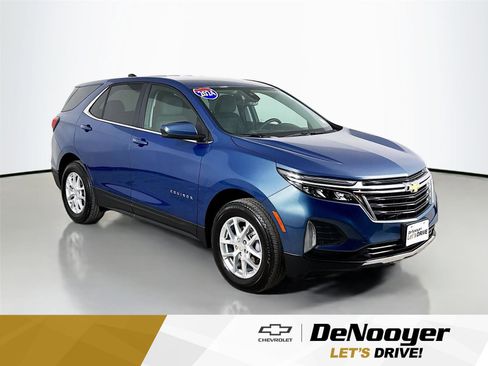 Used 2024 Chevrolet Equinox LT image 1