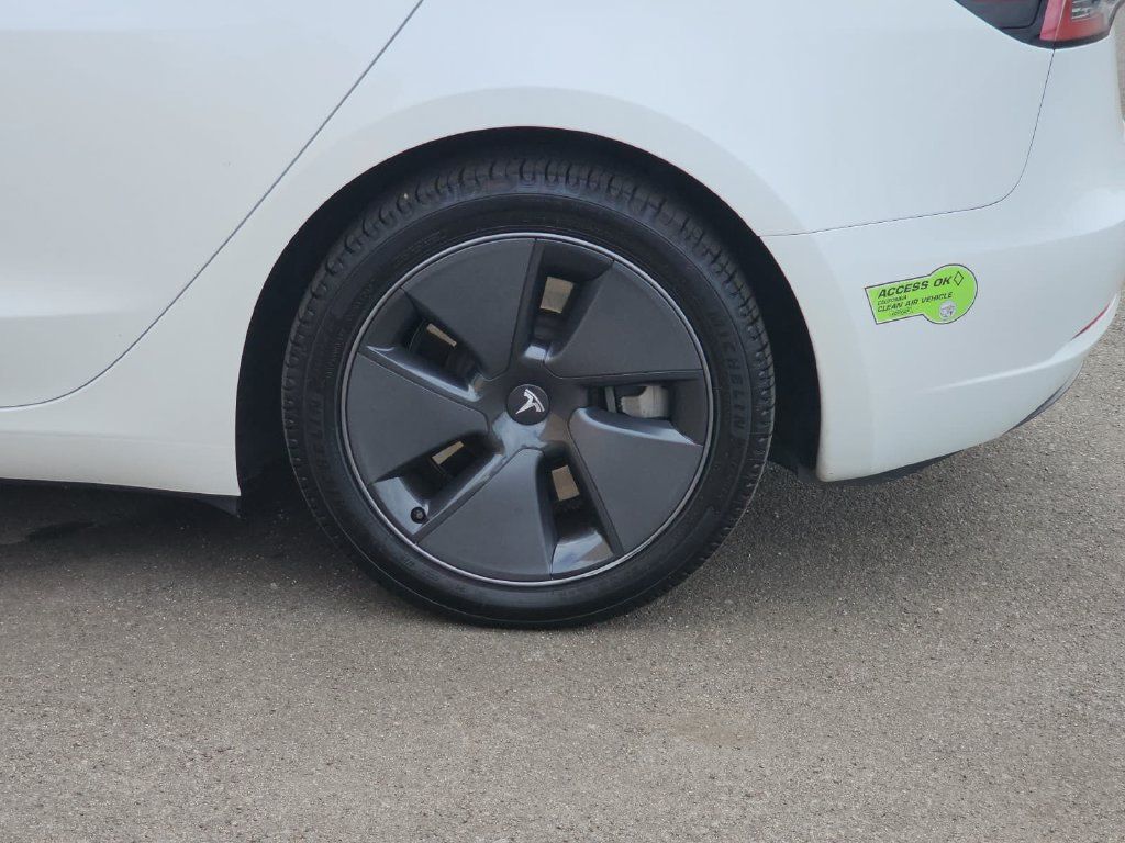 Used 2023 Tesla Model 3 Standard Range RWD image 39