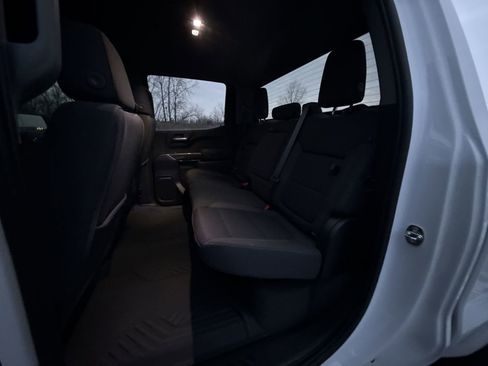 Used 2021 Chevrolet Silverado 1500 RST image 23