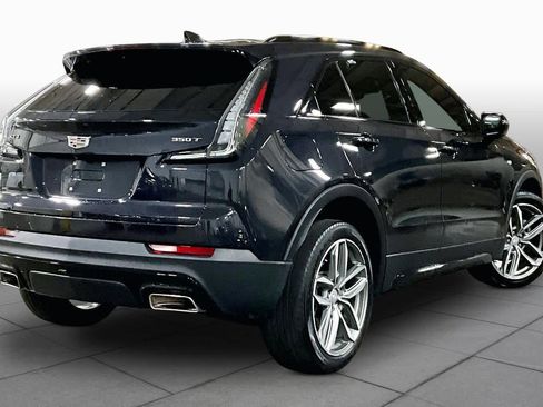 Used 2022 Cadillac XT4 Sport w/ Enhanced Visibility Package FWD image 13
