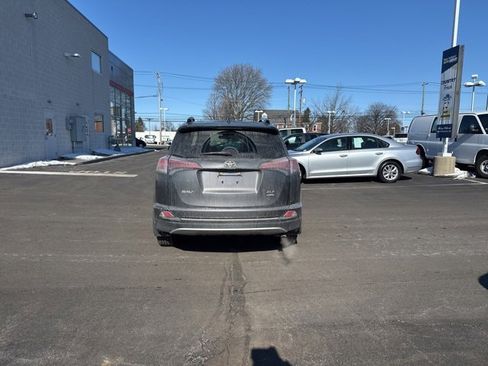 Used 2017 Toyota RAV4 XLE image 3