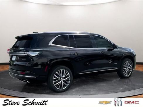 New 2026 Buick Enclave Avenir w/ Super Cruise Package FWD image 8