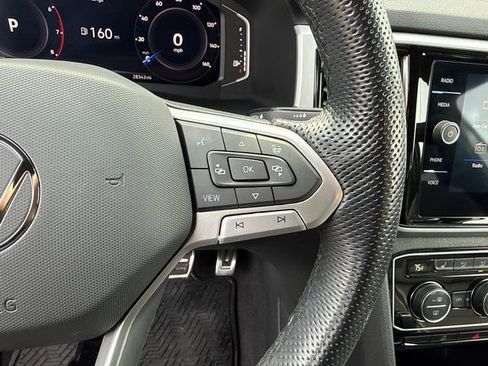 Certified 2023 Volkswagen Atlas Cross Sport SEL R-Line image 16