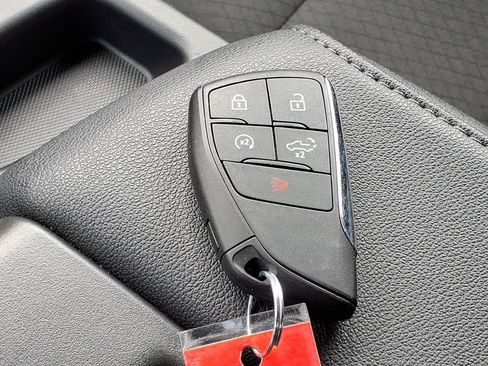 Certified 2026 Chevrolet Silverado 1500 LT image 22