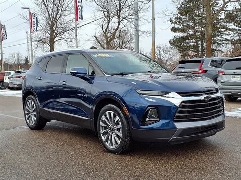 Used 2022 Chevrolet Blazer Premier image 3