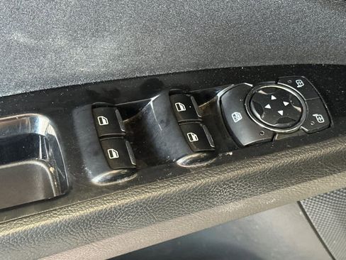 Used 2014 Ford Fusion SE FWD image 13