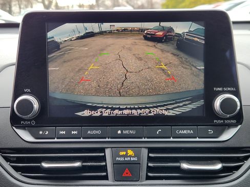 Used 2022 Nissan Altima 2.5 SR image 13