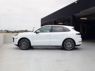 New 2026 Porsche Cayenne AWD/4WD video 2