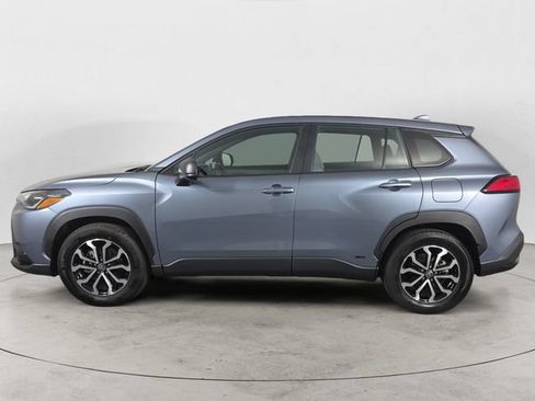 Used 2023 Toyota Corolla Cross AWD Hybrid image 2