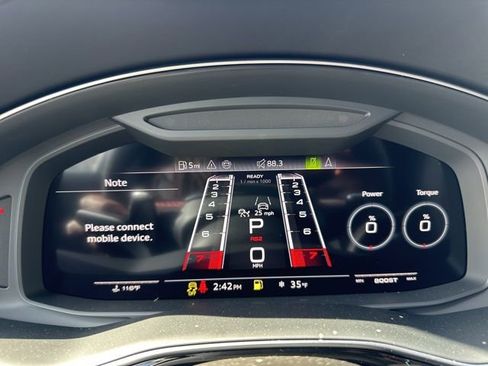 New 2025 Audi RS Q8 performance image 25