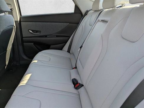 New 2026 Hyundai Elantra Limited image 26