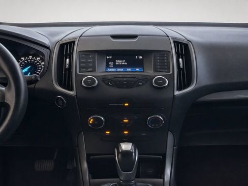 Used 2018 Ford Edge SE AWD/4WD image 31