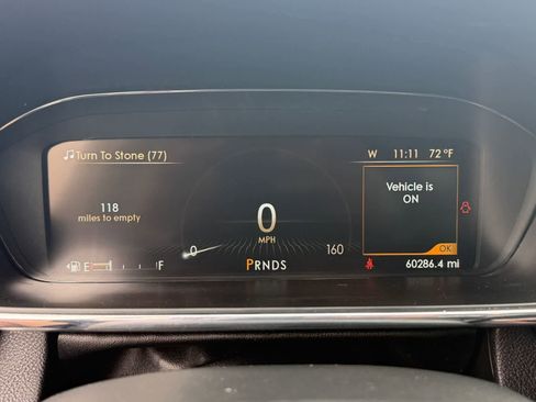 Used 2017 Lincoln Continental Premiere FWD image 22