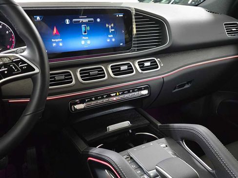 Used 2025 Mercedes-Benz GLE 350 4MATIC image 30