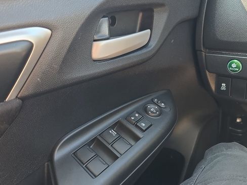 Used 2015 Honda Fit LX image 11