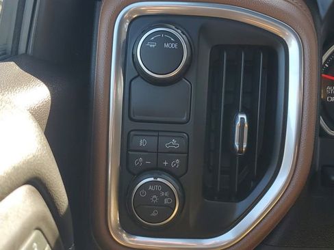 Used 2020 Chevrolet Silverado 1500 High Country w/ Technology Package image 36