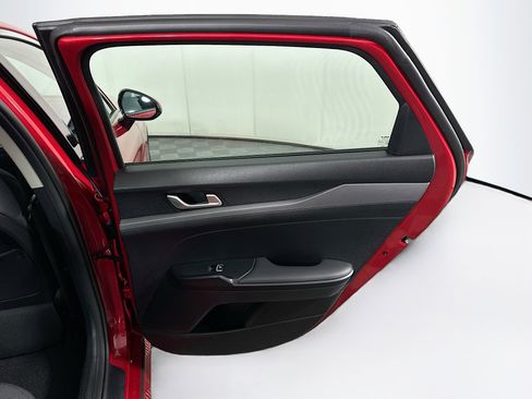 Used 2025 Kia K5 LXS image 29