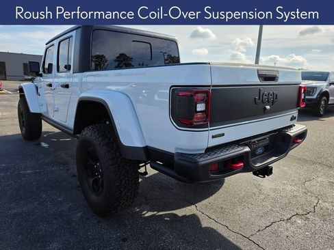 Used 2023 Jeep Gladiator Rubicon w/ LED Lighting Group AWD/4WD image 2