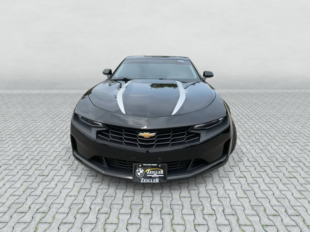 Used 2023 Chevrolet Camaro LT w/ Technology Package RWD image 3