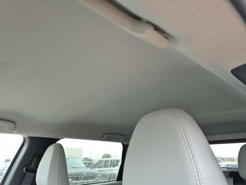 New 2026 Mitsubishi Outlander SE FWD image 34