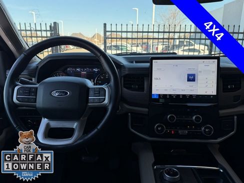 Used 2024 Ford Expedition Max Limited image 8