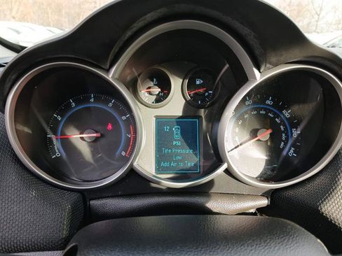 Used 2014 Chevrolet Cruze LT image 13