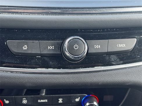 Used 2024 Buick Enclave Premium image 35
