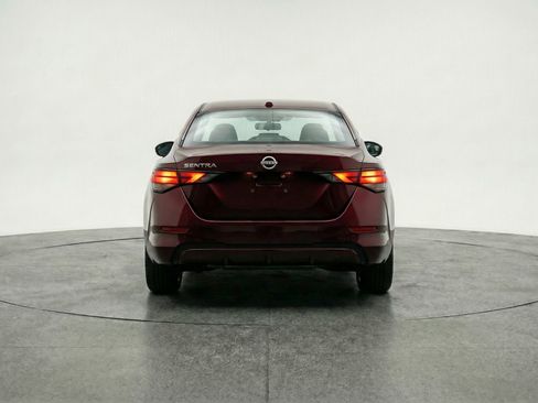 Used 2025 Nissan Sentra SV FWD image 7