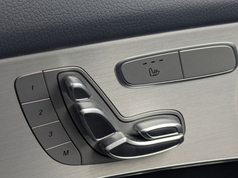 Certified 2022 Mercedes-Benz GLC 300 4MATIC image 23